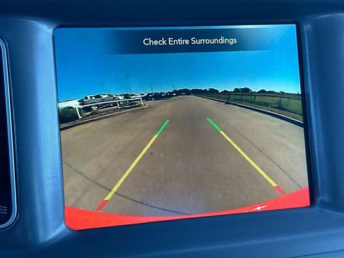 Used 2023 Dodge Charger SXT image 17