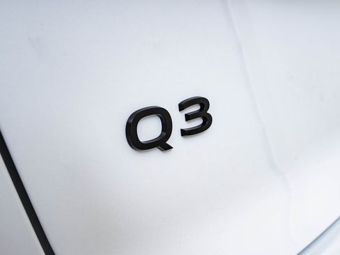 New 2026 Audi Q3 quattro 2.0T image 16