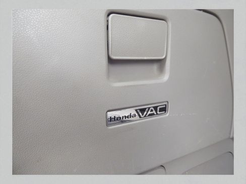 Used 2016 Honda Odyssey Touring Elite image 28