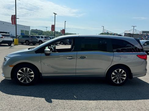 Used 2022 Honda Odyssey EX-L image 4