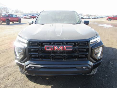 New 2026 GMC Canyon Elevation image 10