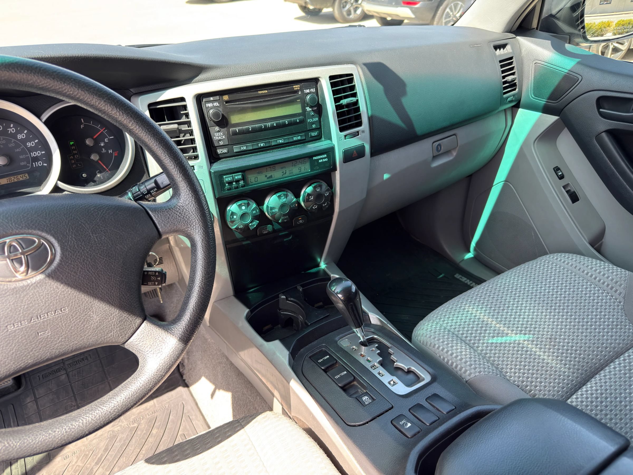 Used 2009 Toyota 4Runner SR5 AWD/4WD image 16
