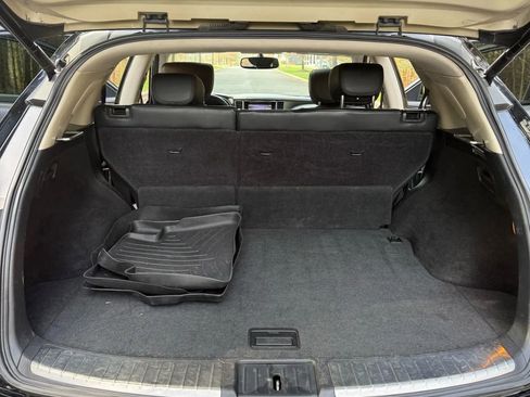 Used 2012 INFINITI FX35 FX35 Sport Utility 4D w/ Premium Pkg image 12