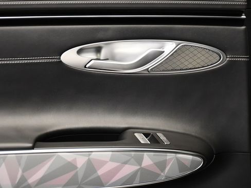 Used 2025 Genesis GV70 3.5T Sport w/ Sport Advanced Package image 40