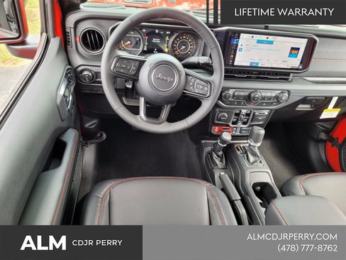 New 2025 Jeep Gladiator Rubicon w/ Convenience Group AWD/4WD image 7