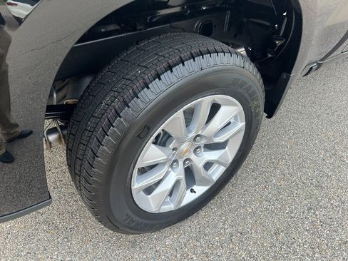 New 2025 Chevrolet Silverado 1500 Custom image 14