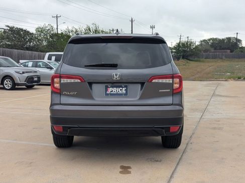 Used 2021 Honda Pilot Special Edition image 6
