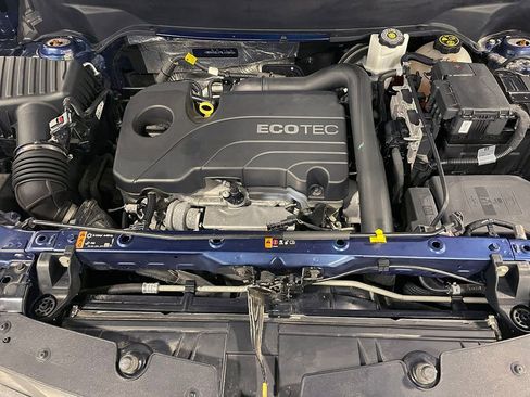 Used 2022 Chevrolet Equinox LT image 39