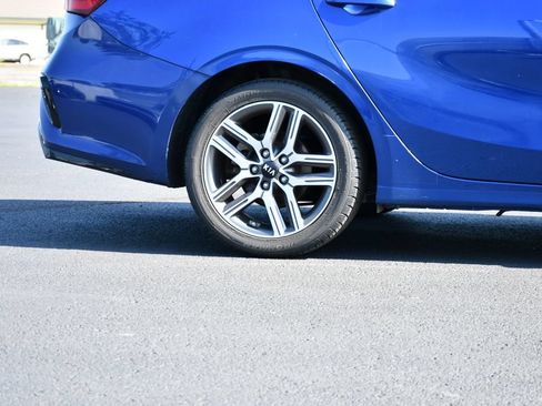 Used 2019 Kia Forte S w/ S Premium Package FWD image 10