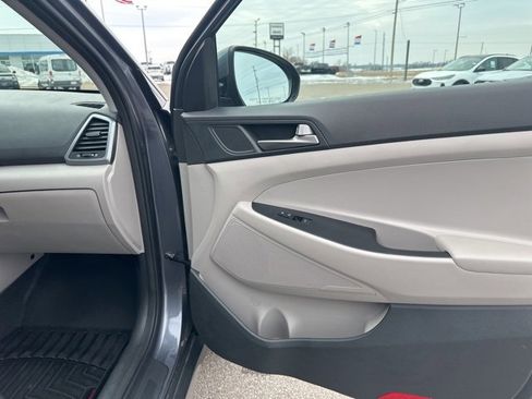 Used 2018 Hyundai Tucson SEL image 11
