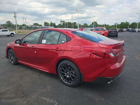 New 2026 Toyota Camry SE FWD image 3