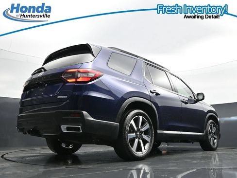 Used 2023 Honda Pilot Touring image 36
