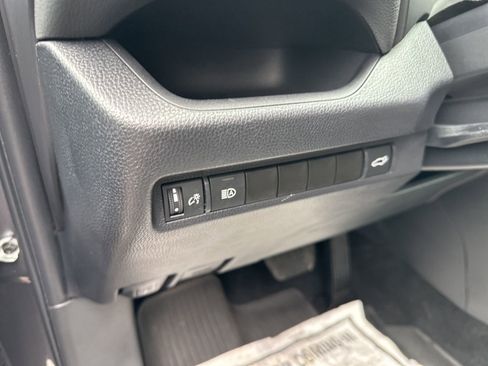 Used 2024 Toyota RAV4 XLE w/ Convenience Package AWD/4WD image 8