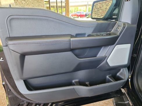 New 2025 Ford F150 Lariat w/ Equipment Group 502A High image 15