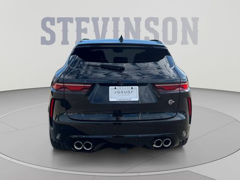 Used 2024 Jaguar F-PACE SVR AWD/4WD image 4
