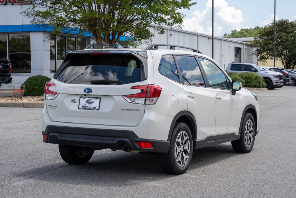 Used 2024 Subaru Forester Premium AWD/4WD image 7