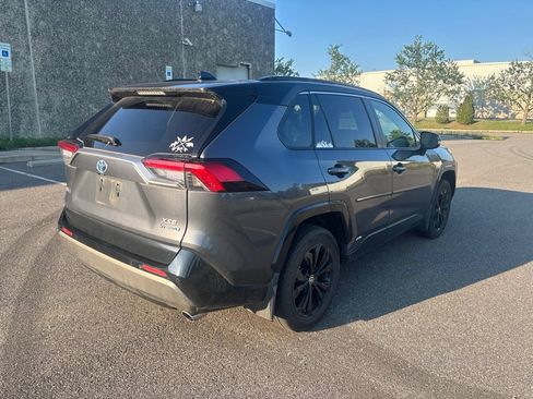 Used 2024 Toyota RAV4 XSE AWD/4WD image 7