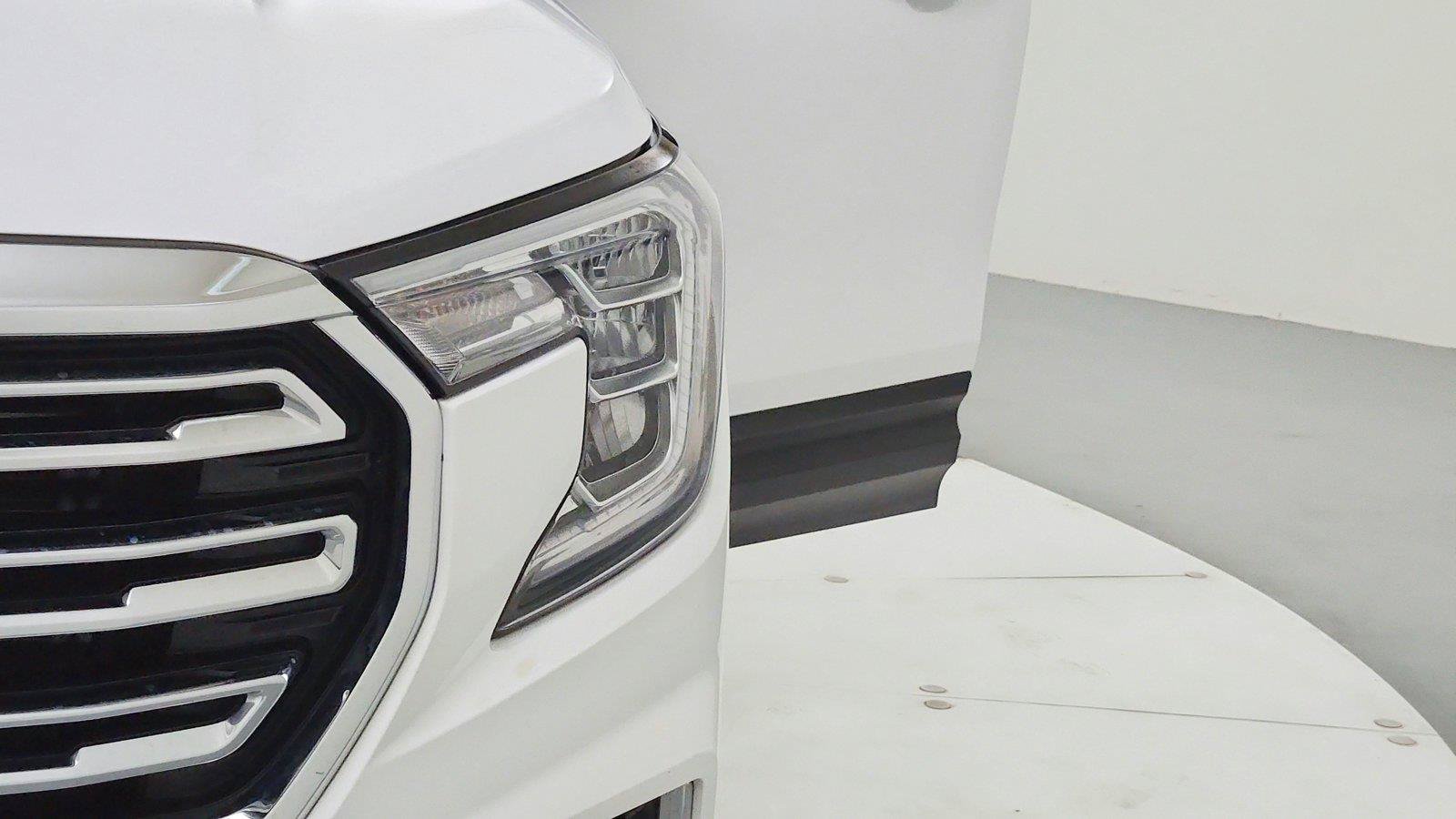 Used 2022 GMC Terrain SLT AWD/4WD image 37