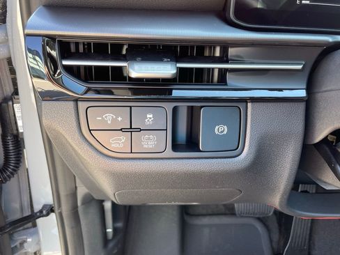 New 2026 Kia Sportage EX image 10