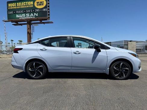 New 2025 Nissan Versa SR w/ Trunk Package image 7
