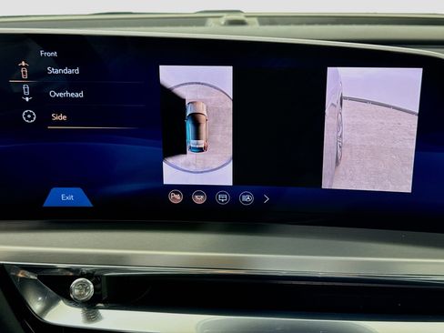 Used 2024 Cadillac Lyriq Luxury RWD image 14