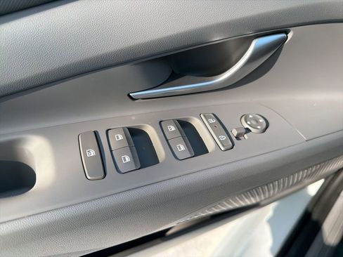New 2026 Hyundai Elantra Sport FWD image 29