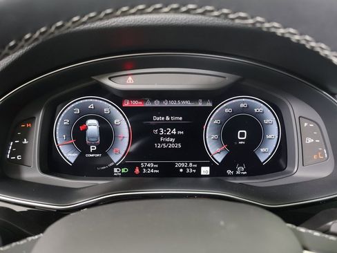 Used 2025 Audi Q7 3.0T Premium Plus w/ Premium Plus Package image 37