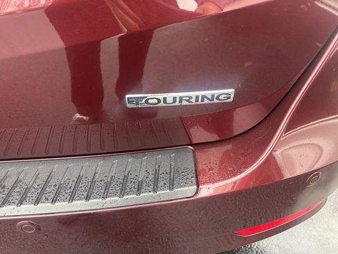 Used 2018 Honda Odyssey Touring image 17