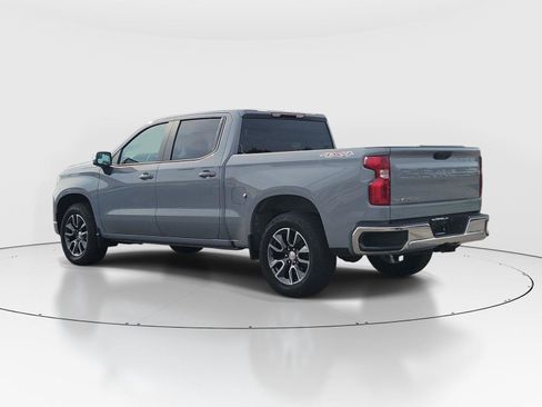 Used 2024 Chevrolet Silverado 1500 LT AWD/4WD image 3
