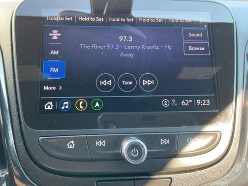 Used 2022 Chevrolet Equinox RS w/ Infotainment Package AWD/4WD image 5