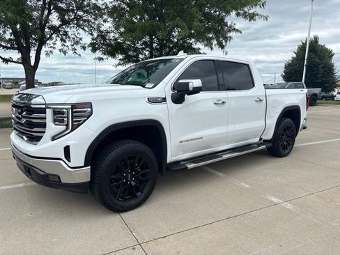 Used 2025 GMC Sierra 1500 SLT w/ SLT Premium Package AWD/4WD image 36