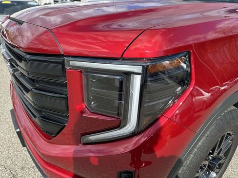 Used 2024 GMC Sierra 1500 Elevation w/ X31 Off-Road Package AWD/4WD image 7