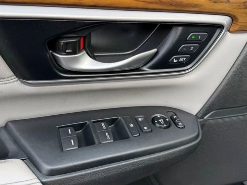 Used 2017 Honda CR-V EX-L image 8