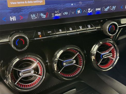 Used 2025 Chevrolet Blazer EV RS AWD/4WD image 16