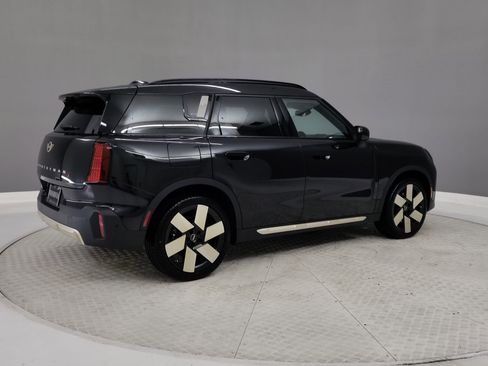 New 2026 MINI Cooper Countryman S w/ Comfort Package Max image 6