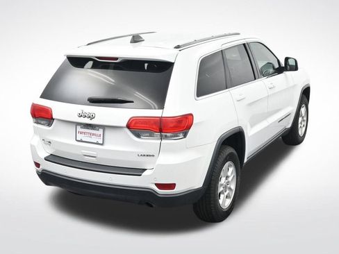 Used 2017 Jeep Grand Cherokee Laredo AWD/4WD image 24