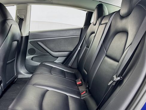 Used 2023 Tesla Model 3 Standard Range RWD image 7