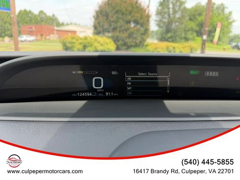 Used 2022 Toyota Prius Prime Limited FWD image 19