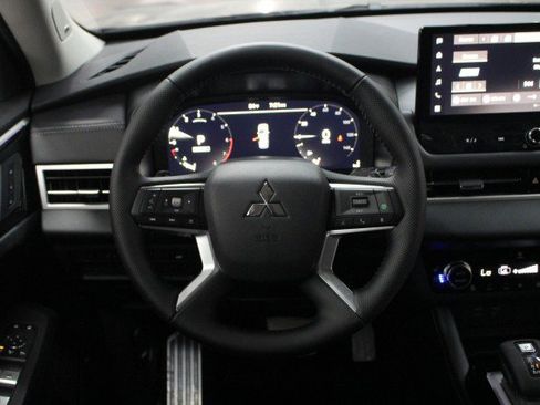 New 2026 Mitsubishi Outlander SEL FWD image 20