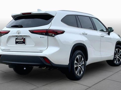 Used 2026 Toyota Highlander XLE AWD/4WD image 13