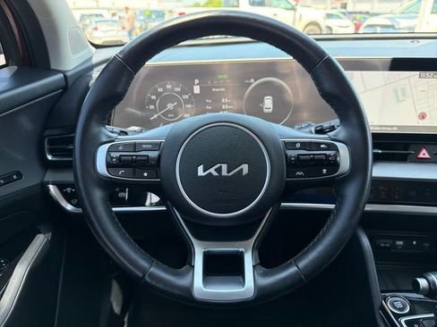 Certified 2023 Kia Sportage SX FWD image 10