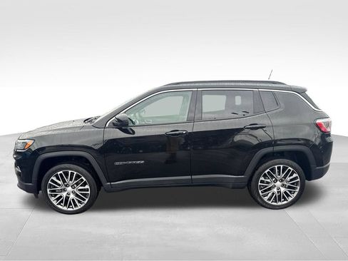 Certified 2023 Jeep Compass Limited w/ Elite Group AWD/4WD image 7