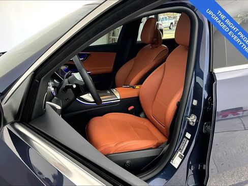 Used 2025 Mercedes-Benz C 300 4MATIC Sedan w/ Exclusive Trim Package image 34