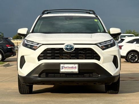 Used 2023 Toyota RAV4 XLE w/ Convenience Package AWD/4WD image 2