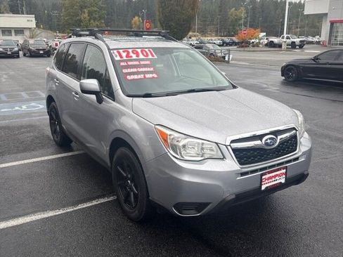 Used 2016 Subaru Forester 2.5i Premium w/ Popular Package #2 image 4