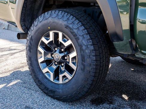 Used 2021 Toyota Tacoma TRD Off-Road image 7