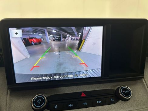 Used 2023 Ford Maverick XLT image 26