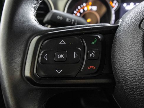 Used 2019 Jeep Wrangler Unlimited Sport AWD/4WD image 24