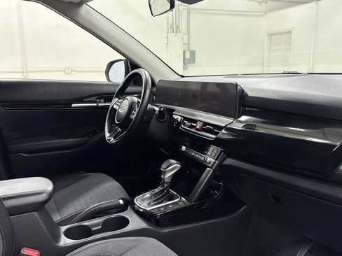 Used 2024 Kia Seltos X-Line image 21