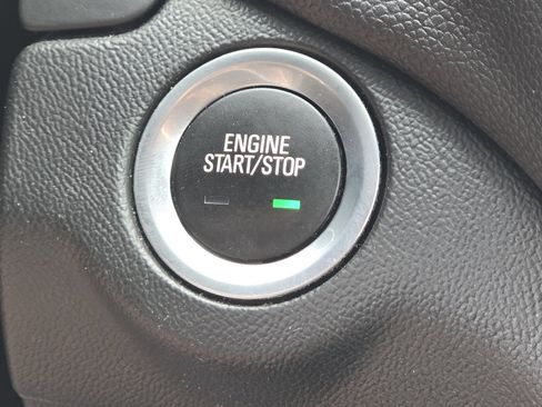 Certified 2020 Chevrolet Equinox LT w/ Driver Convenience Package FWD image 9